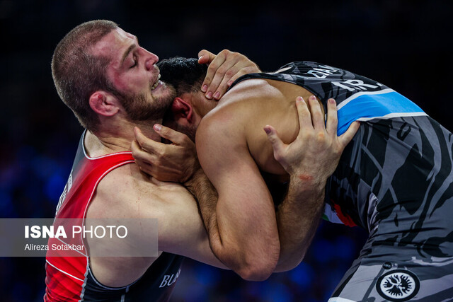 اخراج برندگان یزدانی و مهمدی از تیم ملی کشتی بلغارستان؟