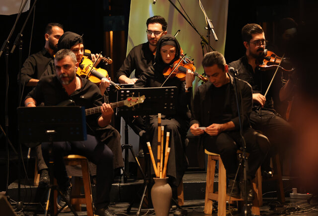 ببینید/ وقتی «راغب» همه را در یک کنسرت حسینی جمع کرد!