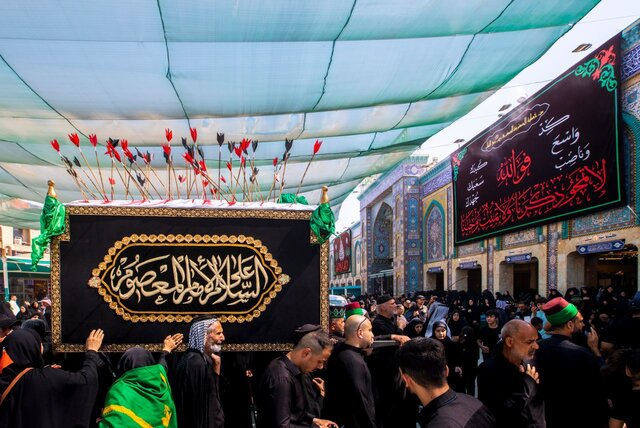 مراسم تشیع نمادین امام حسن (ع) در کربلا