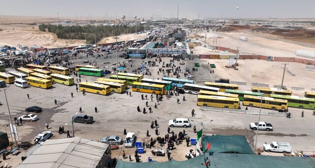 عکس خبر تزئینی است ۳۵۰۰ زائر اربعین حسینی در همدان جا به جا شدند