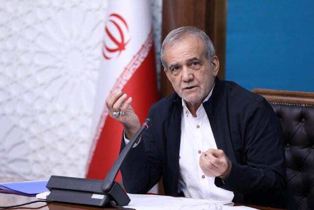 پزشکیان: فهرست وزرا براساس اعتقاد به خرد جمعی و تعامل با همه جریانات سیاسی تهیه شد پزشکیان: فهرست وزرا براساس اعتقاد به خرد جمعی و تعامل با همه جریانات سیاسی تهیه شد