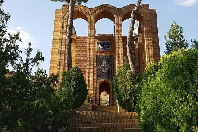 جشنواره باران در تویسرکان با هدف رشد اقتصاد و گردشگری شهرستان جشنواره باران در تویسرکان با هدف رشد اقتصاد و گردشگری شهرستان