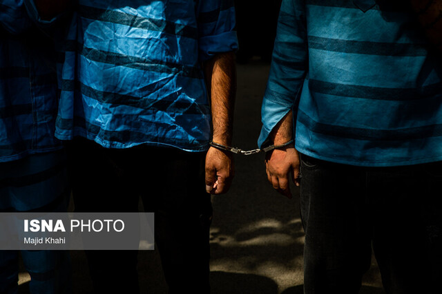 عکس تزئینی است زورگیران حرفهای خیابان گاندی دستگیر شدند