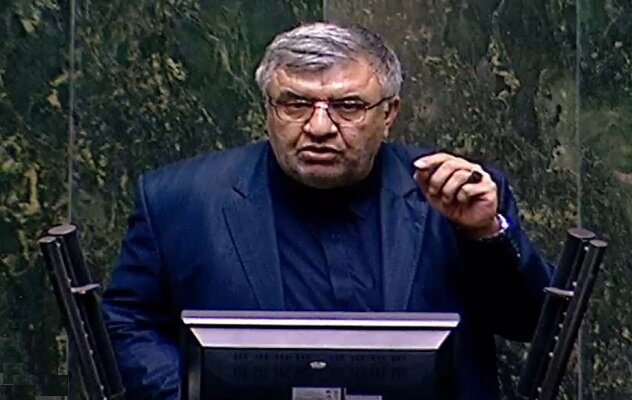 نماینده ایرانشهر: از رئیس جمهوری به دلیل انتخاب استاندار بومی تشکر میکنم نماینده ایرانشهر: از رئیس جمهوری به دلیل انتخاب استاندار بومی تشکر میکنم