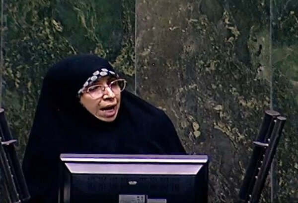 نماینده ساری: حلقه‌های رانت و فساد انبوهی از بانک‌های ناتراز ایجاد کرده‌اند