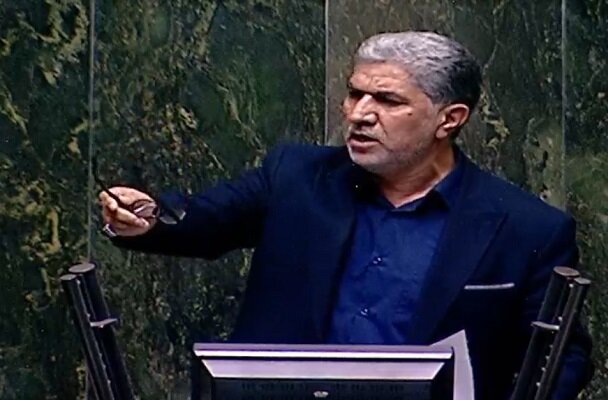 بهبود زیرساختها و حذف بروکراسی اداری کلید جذب سرمایه گذار است بهبود زیرساختها و حذف بروکراسی اداری کلید جذب سرمایه گذار است
