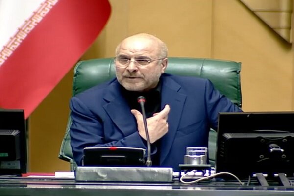فلسطینیها در آغوش زائران اربعین، ممنوعیت درباره خرید دینار و آمادهباش نیروی زمینی ارتش
