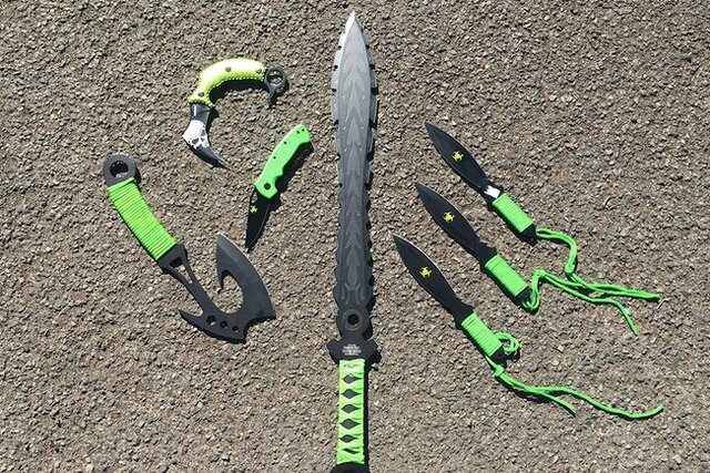 بحران چاقوکشی در انگلیس؛ فراخوان پلیس برای جمعآوری چاقوهای «زامبیکُش»