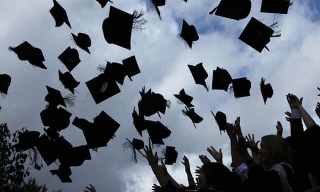 ۲۷۰ دانشگاه دانش آموخته دانشگاه علوم پزشکی کردستان فارغ التحصیل شدند ۲۷۰ دانشگاه دانش آموخته دانشگاه علوم پزشکی کردستان فارغ التحصیل شدند