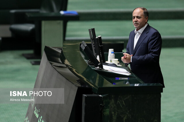 وزیر جهاد کشاورزی: عدم معافیت کالاهای اساسی از مالیات ۱۰ درصدی، موجب افزایش قیمت کالاهای خوراکی میشود وزیر جهاد کشاورزی: عدم معافیت کالاهای اساسی از مالیات ۱۰ درصدی، موجب افزایش قیمت کالاهای خوراکی میشود