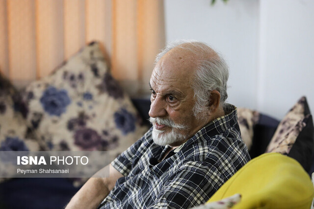 روایت مرد حوادث اصفهان از ۳۸ سال تجربه عکاسی / زندگی، در عکسهایم گم شد + فیلم