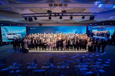 ایجاد ارتباط شبکهای میان مدیران موفق و فعالان صنعتی در همایش کسبوکار فونیکس