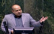 خضریان: ملت ایران ترامپ را ناچار به تسلیم خواهد کرد