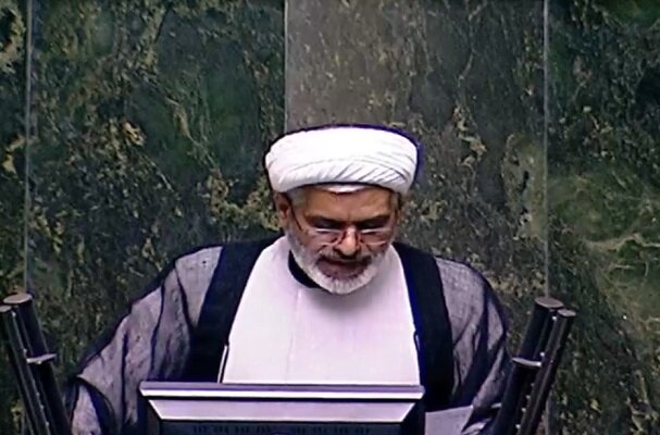 میرزایی: آب آلوده جان مردم شاهین‌دژ و تکاب را به خطر انداخته است