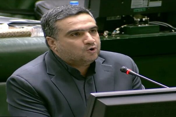 اسحاقی: قطعی برق نباید بهانه دست دشمنان شود اسحاقی: قطعی برق نباید بهانه دست دشمنان شود