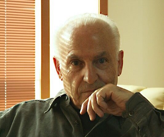 یادآوریِ طعمِ تلخِ مرگِ ستارهها!