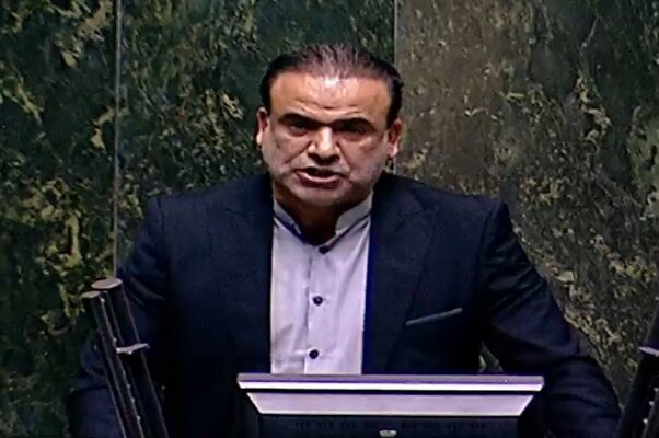 محمدپور: توجه ویژهای به رانندگان شود محمدپور: توجه ویژهای به رانندگان شود