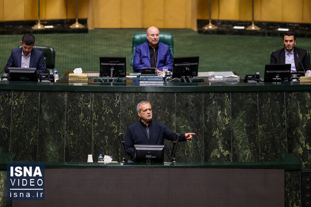 ویدیو/ دفاع نهایی رئیسجمهور از کابینه پیشنهادی در مجلس ویدیو/ دفاع نهایی رئیسجمهور از کابینه پیشنهادی در مجلس