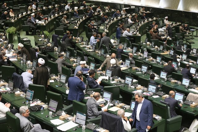 ناظران مجلس در شورای رقابت انتخاب شدند