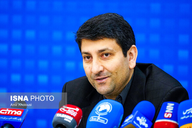 «حمله هکرها به سامانههای داخلی»، «وعده جدید وزیر ارتباطات» و «پاسخ درباره تغییر دبیر جشنواره فجر»