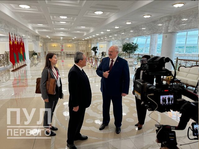 دیدار و رایزنی نخستوزیر چین با لوکاشنکو در بلاورس