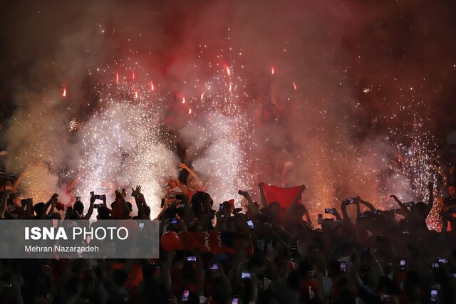 حال و هوای تماشاگران پیش از بازی پرسپولیس - فولاد