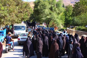 پیاده‌روی زائران شهرستان چناران به مناسبت سالروز شهادت امام رضا ( ع )