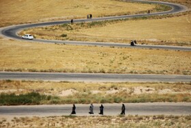 پیاده‌روی زائران شهرستان چناران به مناسبت سالروز شهادت امام رضا ( ع )