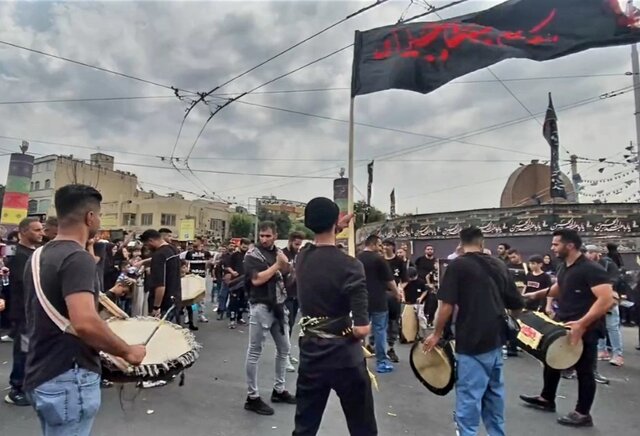 دمامزنی جاماندگان اربعین + ویدئو دمامزنی جاماندگان اربعین + ویدئو