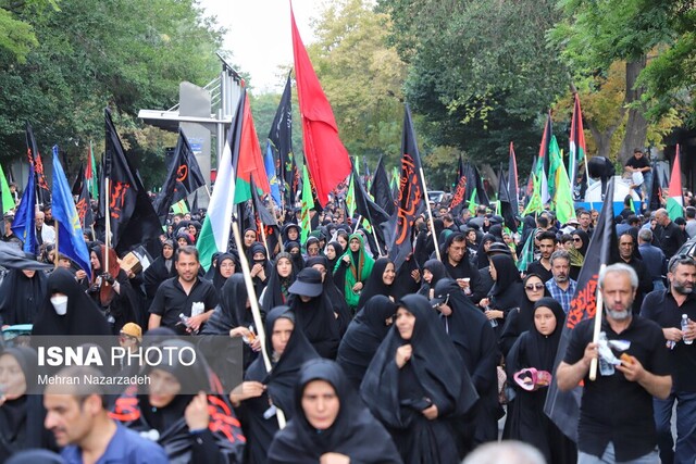 برپایی ۳ موکب کمیته امداد درگردهمایی جاماندگان اربعین پایتخت/ فعالیت ۱۸۰پایگاه جمع‌آوری کمک‌های مردمی
