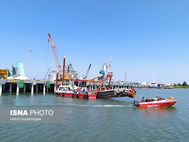 بازدید بازرس کل گیلان از زیرساخت های اقتصادی و مرزی آستارا