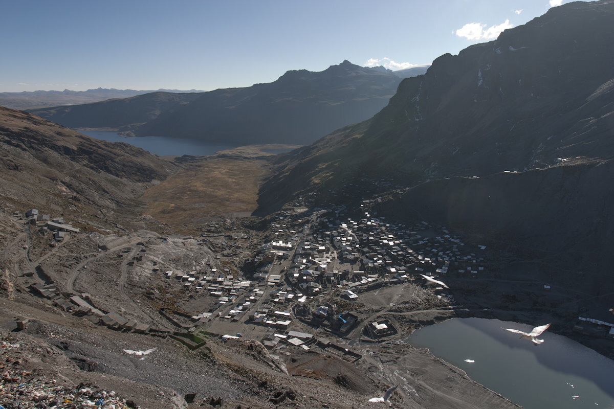 چالشهای زندگی در بلندترین شهر جهان + تصاویر