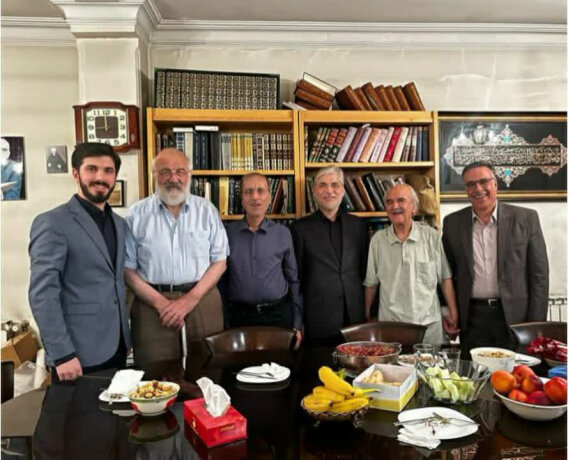 وزیر علوم به دیدار «شفیعی کدکنی» رفت وزیر علوم به دیدار «شفیعی کدکنی» رفت