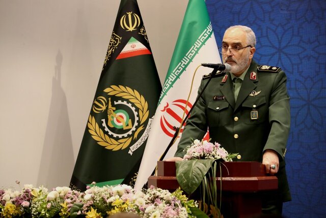 سردار قریشی: صنعت دفاعی امروز به یک صنعت کاملاً بومی تبدیل شده است سردار قریشی: صنعت دفاعی امروز به یک صنعت کاملاً بومی تبدیل شده است