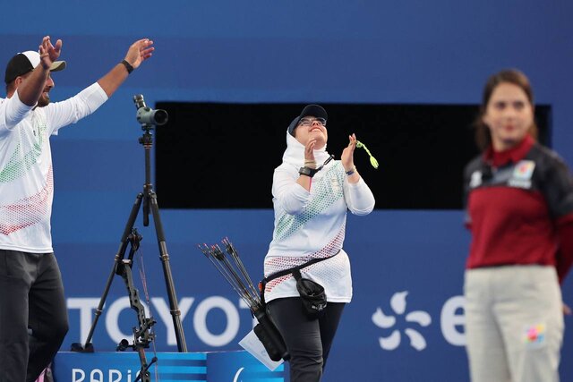 فاطمه همتی نایب قهرمان پاراتیراندازی با کمان پارالمپیک شد فاطمه همتی نایب قهرمان پاراتیراندازی با کمان پارالمپیک شد