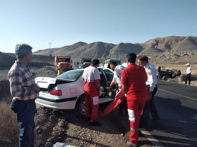 تصادف در محور سمنان به فیروزکوه مصدومیت ۱۴ نفر در تصادف جادههای سمنان - فیروزکوه و میامی - سبزوار