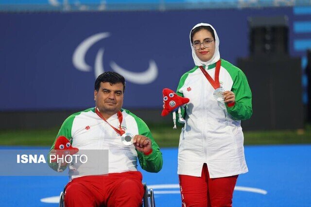همتی: دو مدال نقرهام را به مردم ایران تقدیم میکنم همتی: دو مدال نقرهام را به مردم ایران تقدیم میکنم
