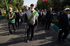 حرکت دسته‌های عزاداری و تجمع امام رضایی‌ها در تهران