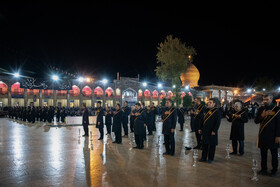 مراسم لاله گردانی به مناسبت سالروز شهادت امام رضا (ع) درحرم مطهر شاهچراغ (ع) - شیراز