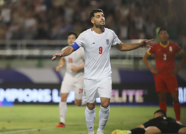 رقابت ستارهها/ رونالدو، مسی و دایی در صدر گلزنان انتخابی جام جهانی