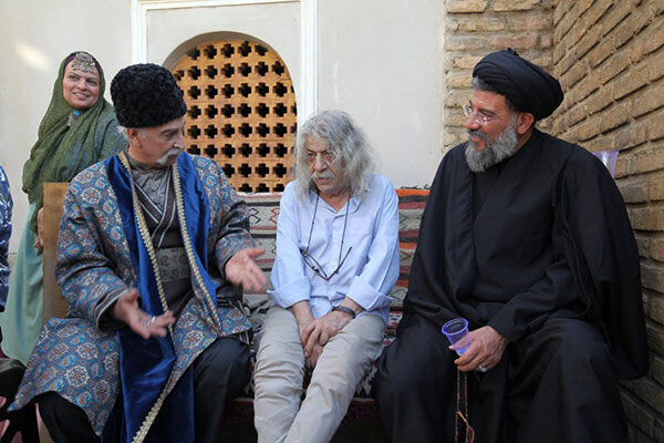 نمایی از سریال جشن سربرون (آتش و باد) / آخرین سریال صدرالدین حجازی درد توأم با لذت صدرالدین حجازی