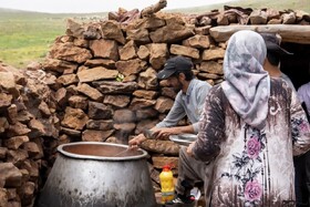 استقبال از گردشگران نوروزی در سیاه‌چادرهای عشایر قزوین