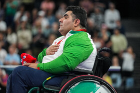 بازیهای پارالمپیک ۲۰۲۴ پاریس؛ کسب مدال طلای رقابتهای پاراوزنهبرداری توسط علی اکبر غریب شاهی نماینده ایران در دسته ۱۰۷ کیلو گرم