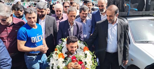 استقبال بینظیر از محمدرضا عرب عامری تنها دارنده مدال پاراالمپیک تاریخ ورزش ورامین