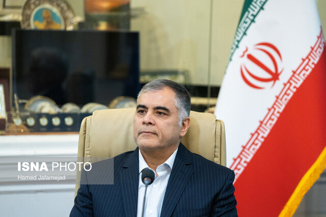 وزیر نفت: ۱۳ آبان نماد بصیرت و حضور آگاهانه نسل‌های انقلاب است