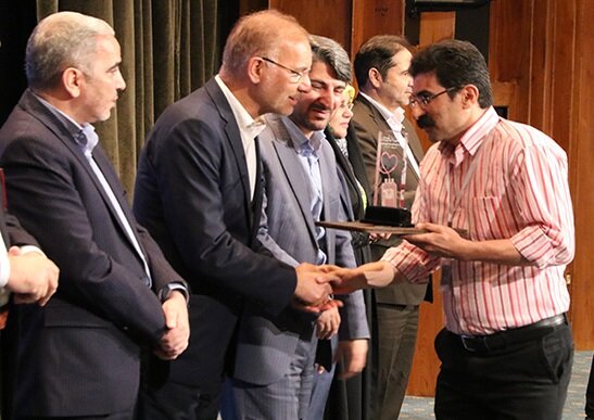 ‌جهادگر قزوینی که با ۱۱۵ بار اهدای خون رکورددار شد