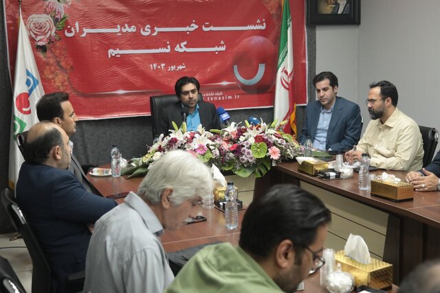 توافق تلویزیون با مهران مدیری و فرزاد حسنی