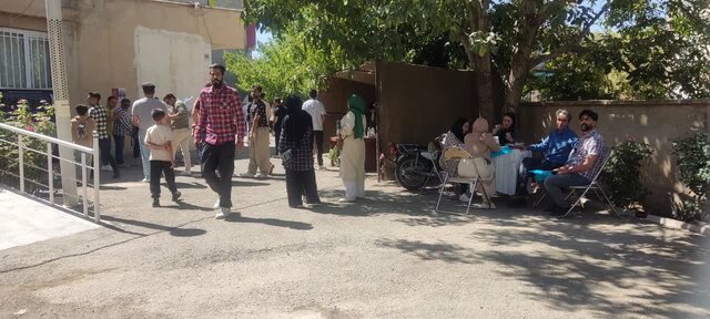 جشنواره استانی تئاتر مونولوگ دهگلان کار خود را آغاز کرد