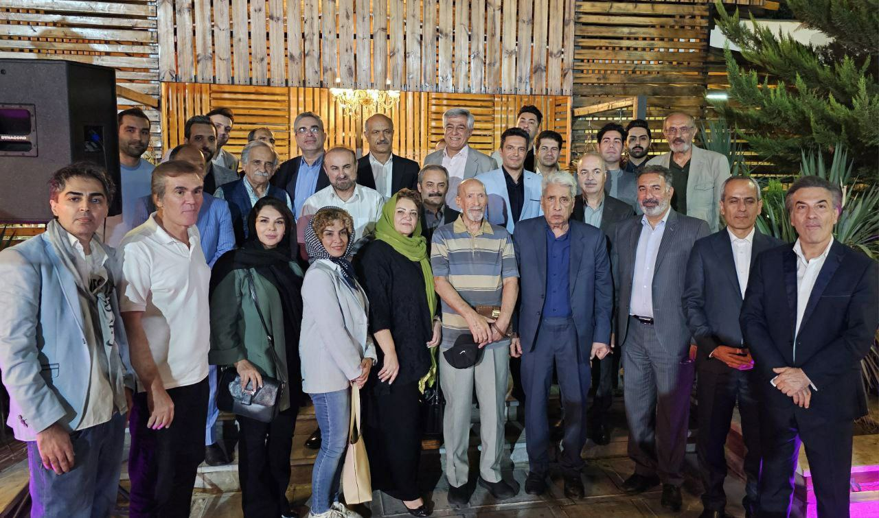 بهمنی علاقه زیادی به مردم داشت