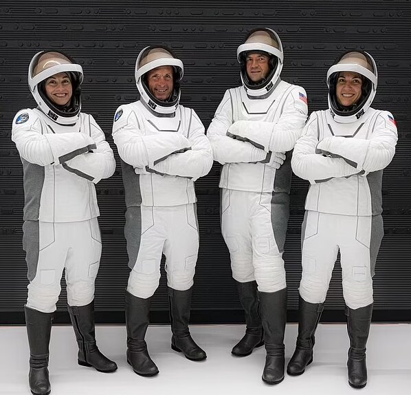 خطرات مرگباری که فضانوردان «پولاریس داون» را تهدید میکنند